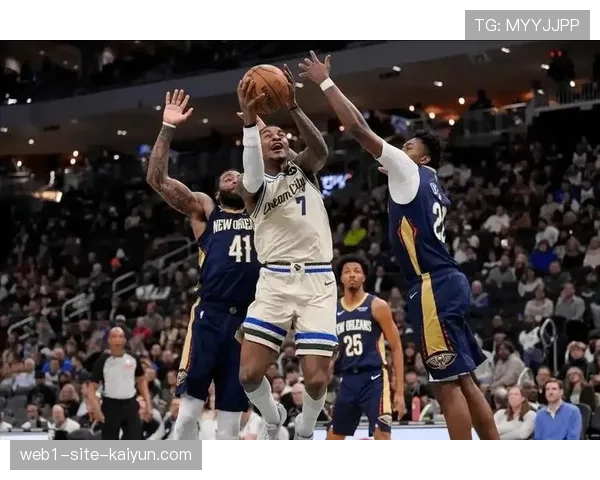 罗林斯21分9板雄鹿替补球员表现难挽败局颓势